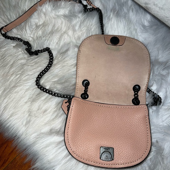 Coach Crossbody Chain Bag - Picture 2 of 6